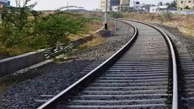 Nursing college principal ends life by jumping in front of train in Varanasi Nursing college principal ends life by jumping in front of train in Varanasi